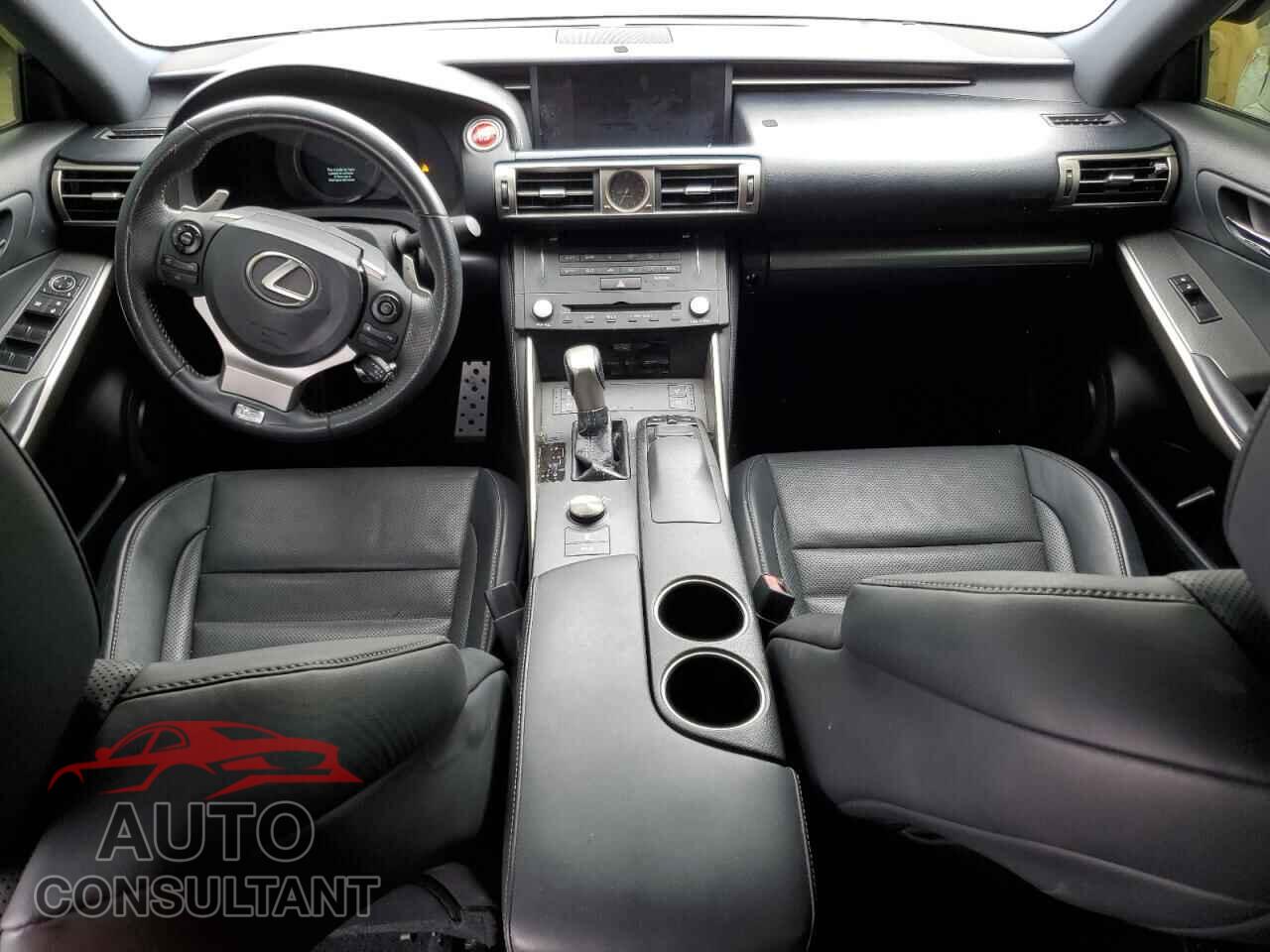 LEXUS IS 2015 - JTHBE1D27F5022020