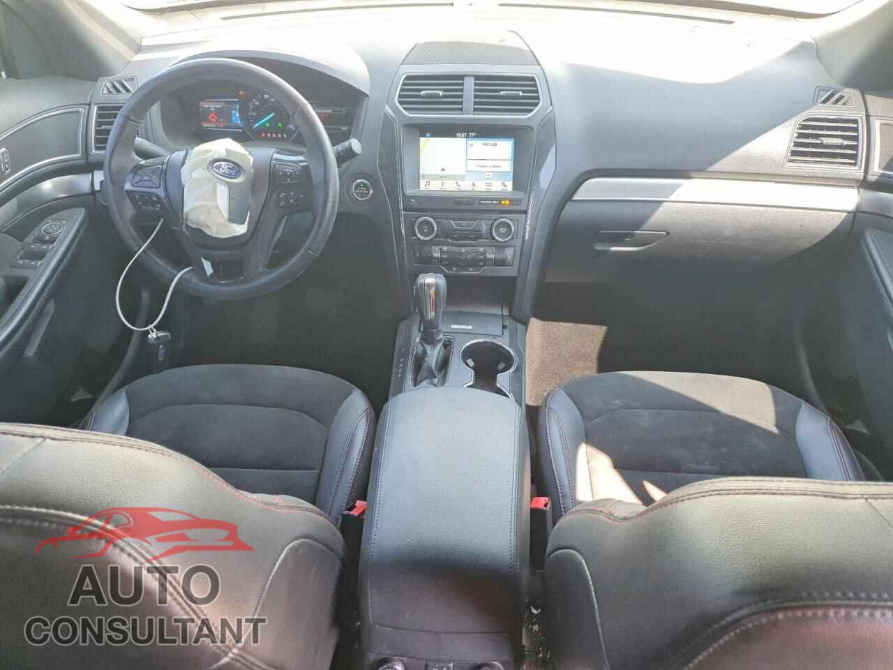 FORD EXPLORER 2018 - 1FM5K8D82JGB44751
