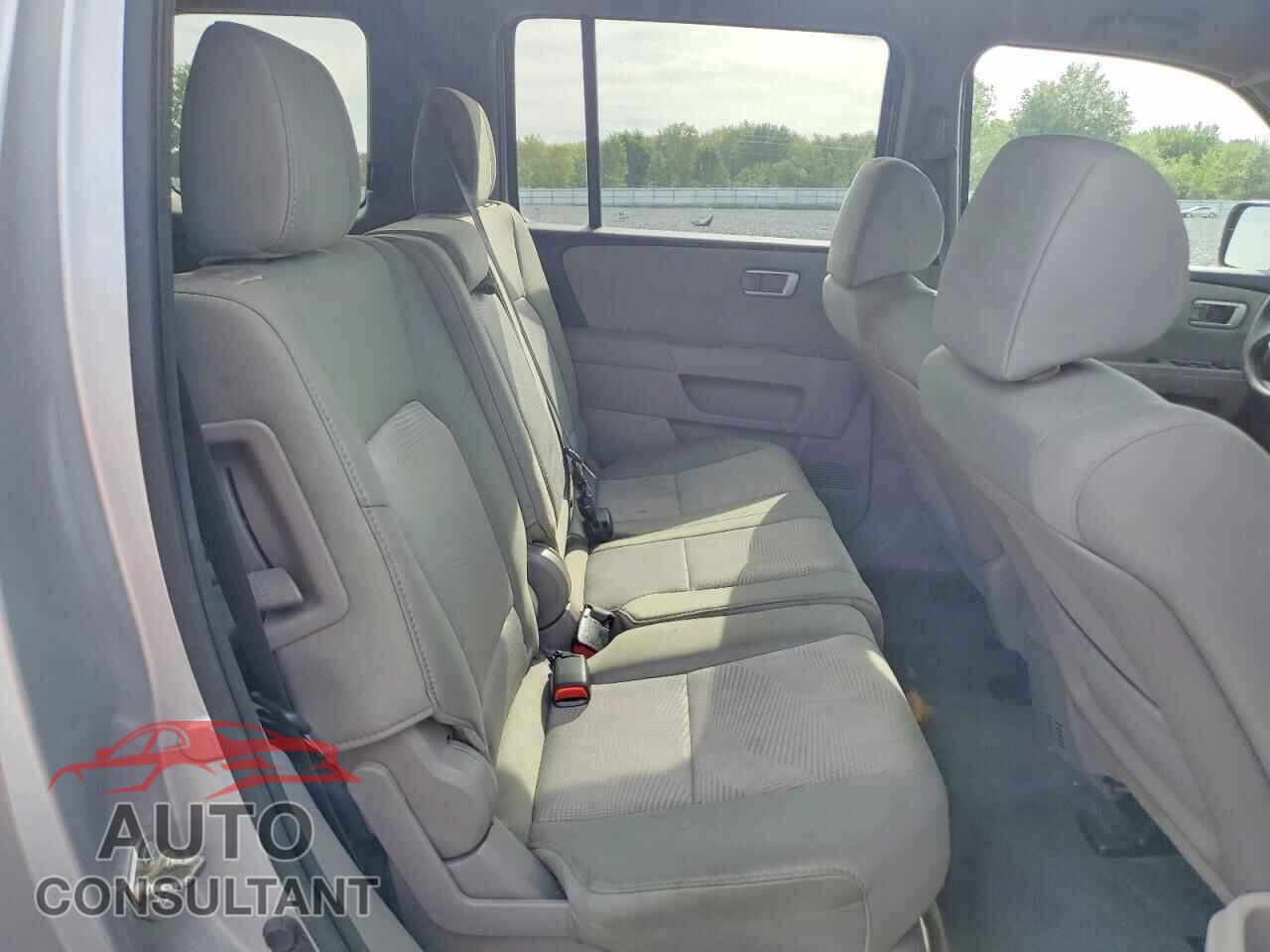 HONDA PILOT 2014 - 5FNYF4H24EB047376