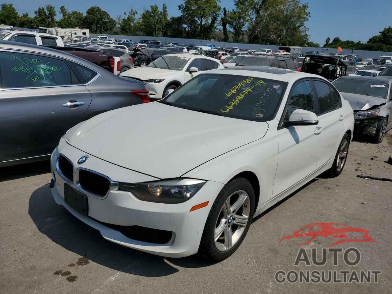 BMW 3 SERIES 2013 - WBA3C1C59DF442714