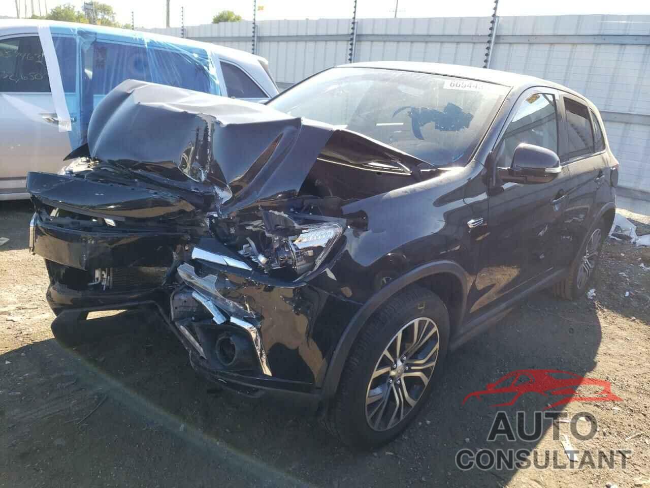 MITSUBISHI OUTLANDER 2018 - JA4AR3AWXJU002096