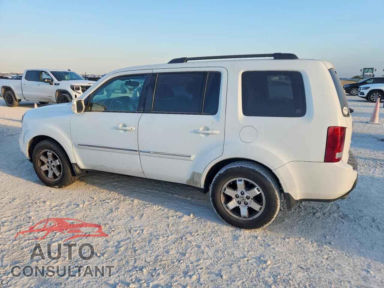 HONDA PILOT 2010 - 5FNYF3H90AB019706