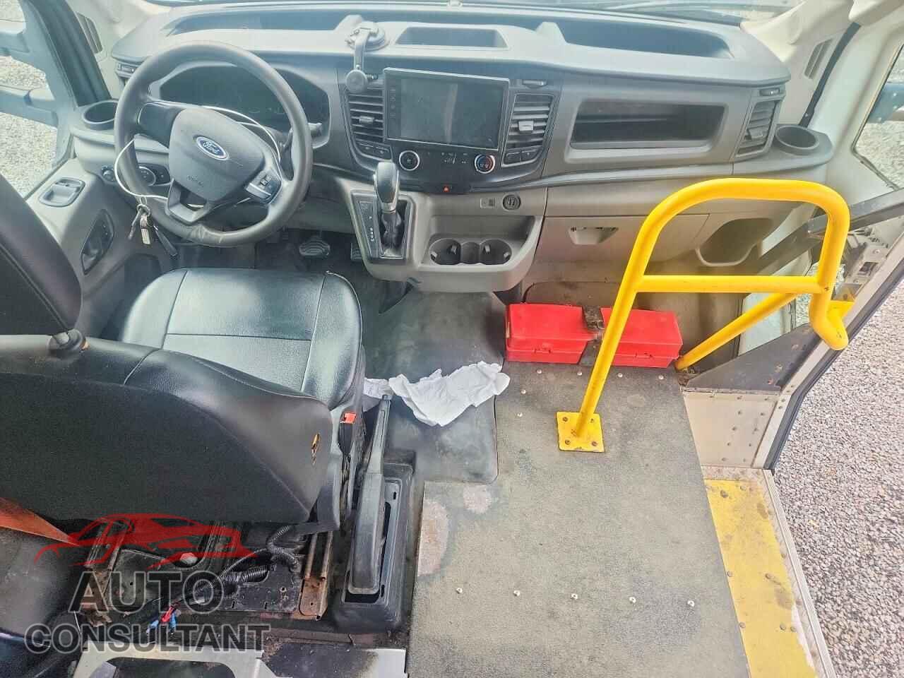 FORD TRANSIT 2021 - 1FDDF6P81MKA41788