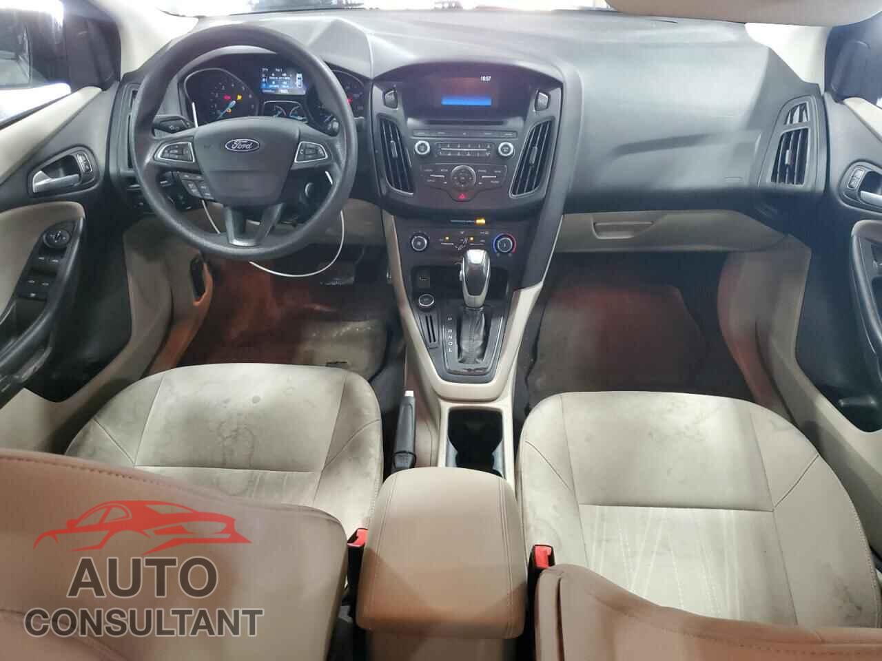 FORD FOCUS 2015 - 1FADP3F21FL336521