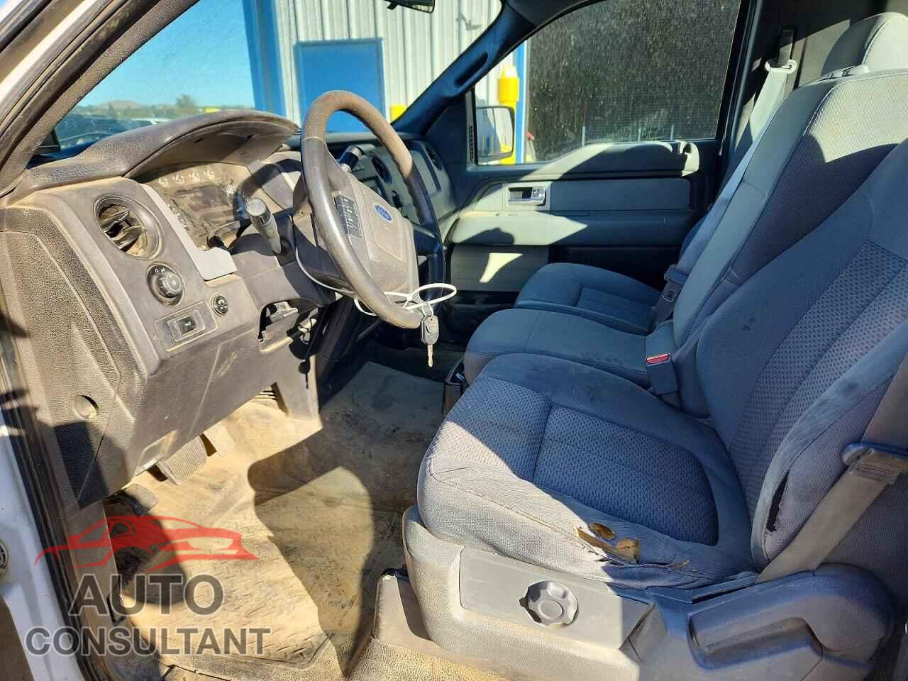 FORD F150 2011 - 1FTMF1CF6BFC77726