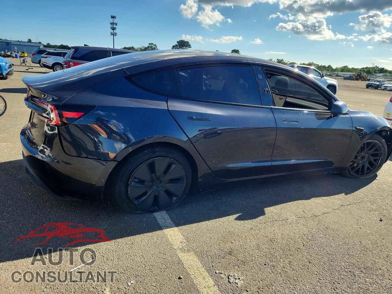 TESLA MODEL 3 2024 - 5YJ3E1EA6RF761927