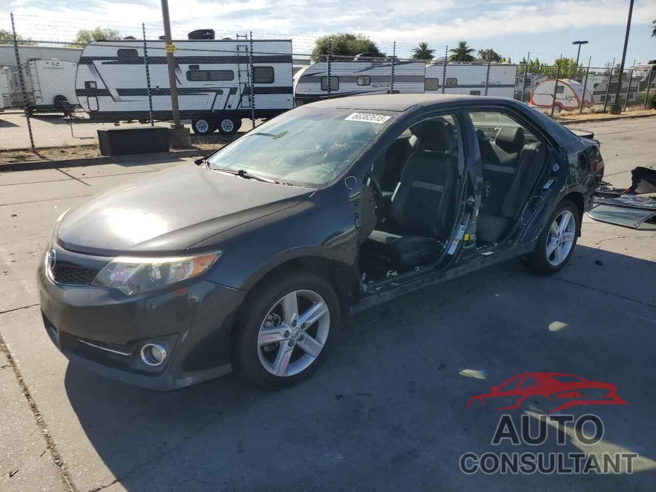 TOYOTA CAMRY 2013 - 4T1BF1FK4DU645119