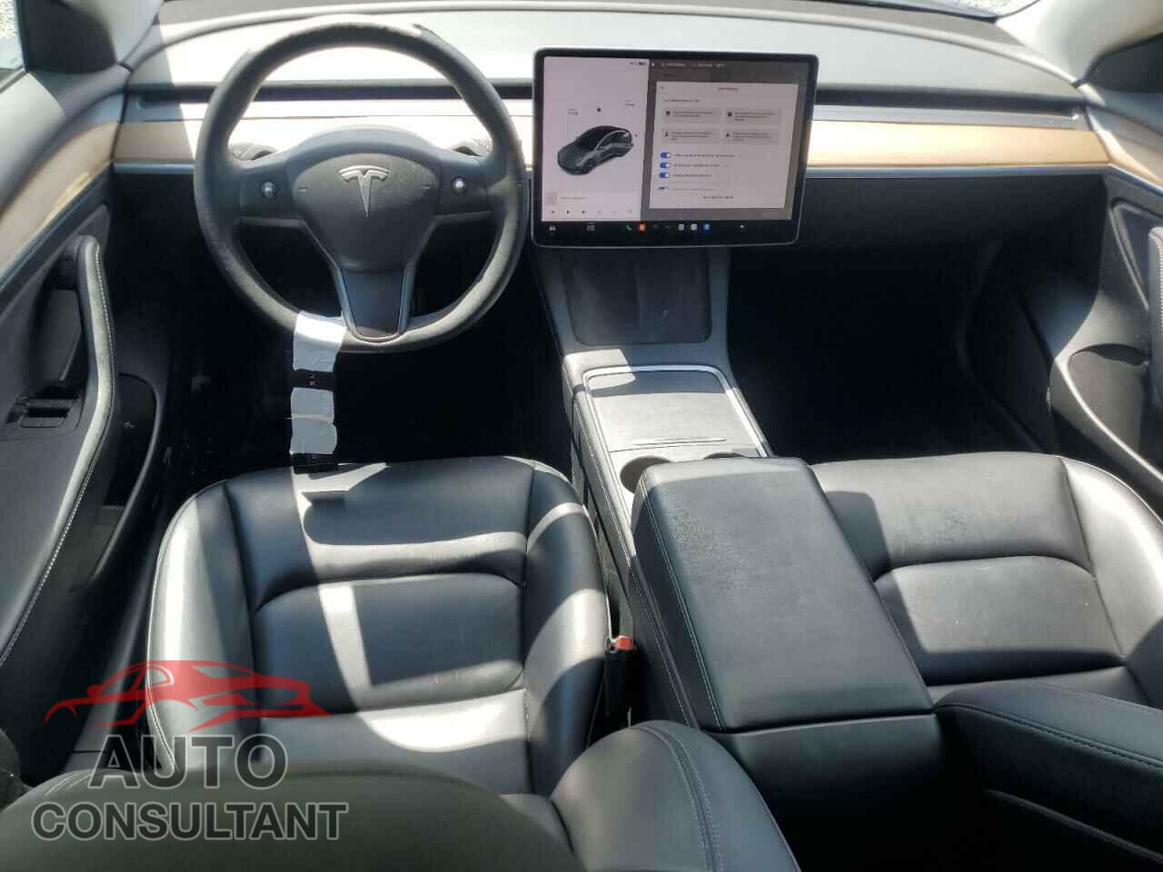TESLA MODEL 3 2021 - 5YJ3E1EA9MF048755
