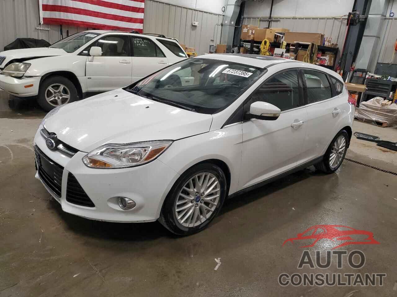 FORD FOCUS 2012 - 1FAHP3M28CL177285