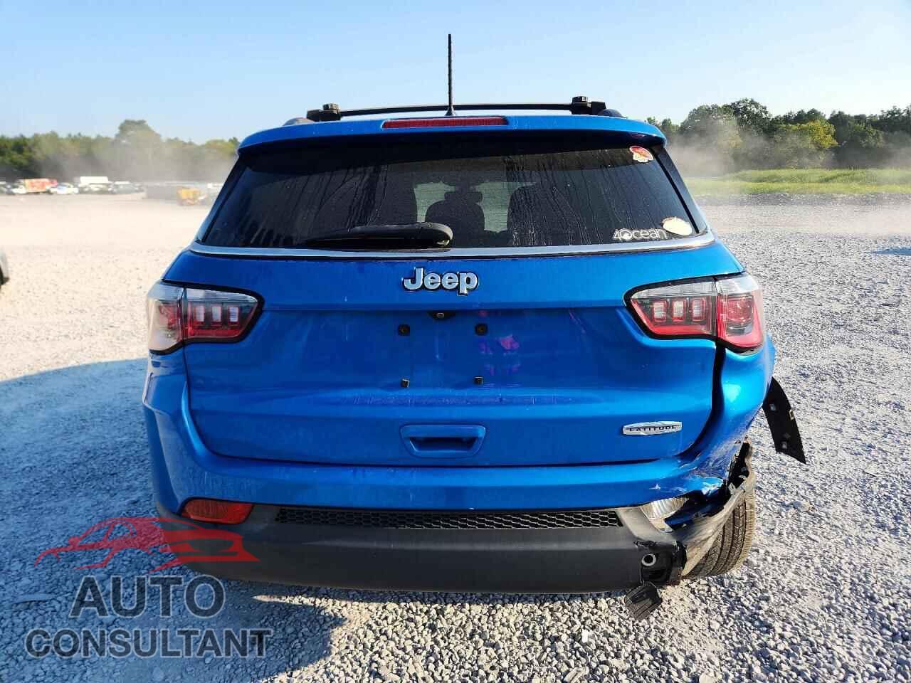 JEEP COMPASS 2018 - 3C4NJCBB3JT108572