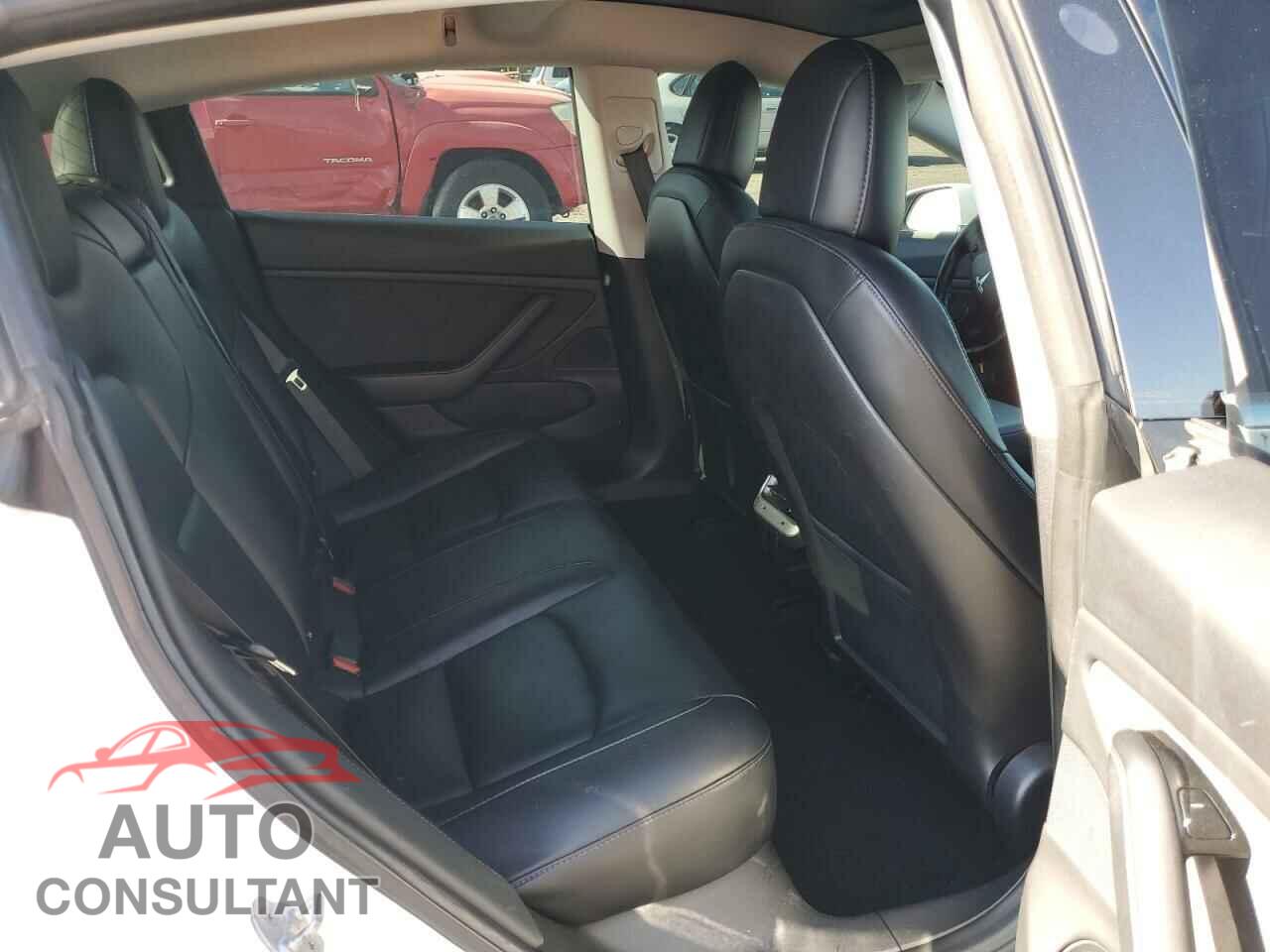 TESLA MODEL 3 2018 - 5YJ3E1EA2JF069975