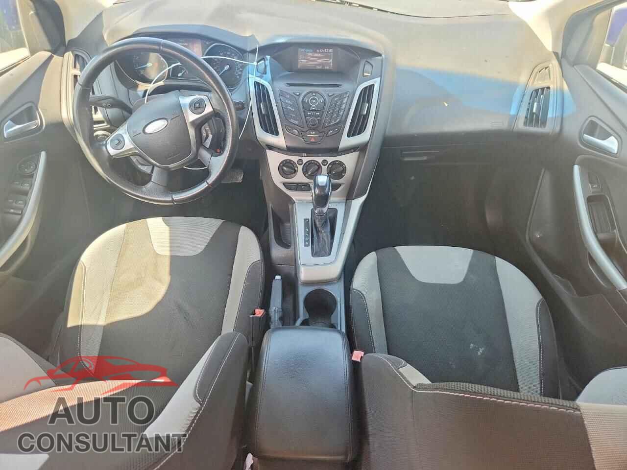 FORD FOCUS 2012 - 1FAHP3F25CL256748