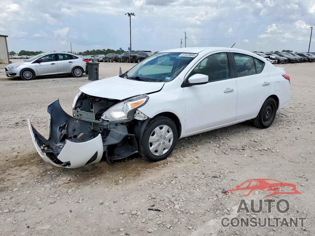 NISSAN VERSA 2019 - 3N1CN7AP2KL877911