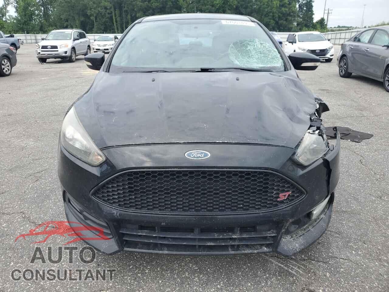 FORD FOCUS 2017 - 1FADP3L99HL331006