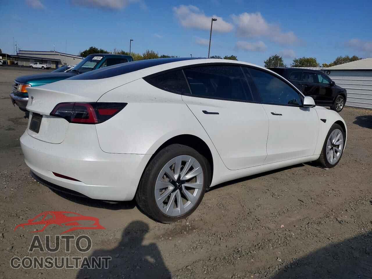 TESLA MODEL 3 2023 - 5YJ3E1EA4PF449263