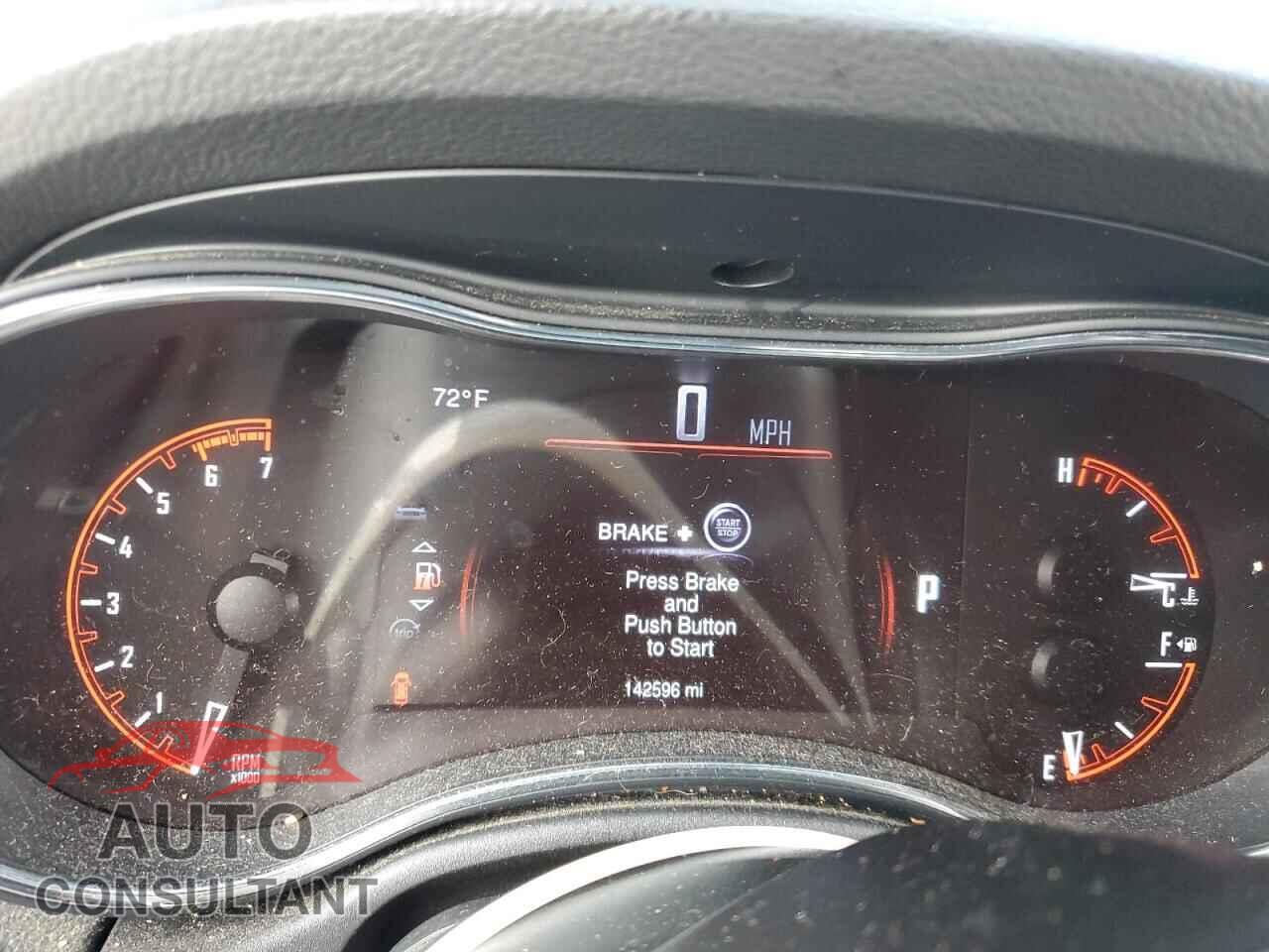 DODGE DURANGO 2015 - 1C4SDJCT7FC223555