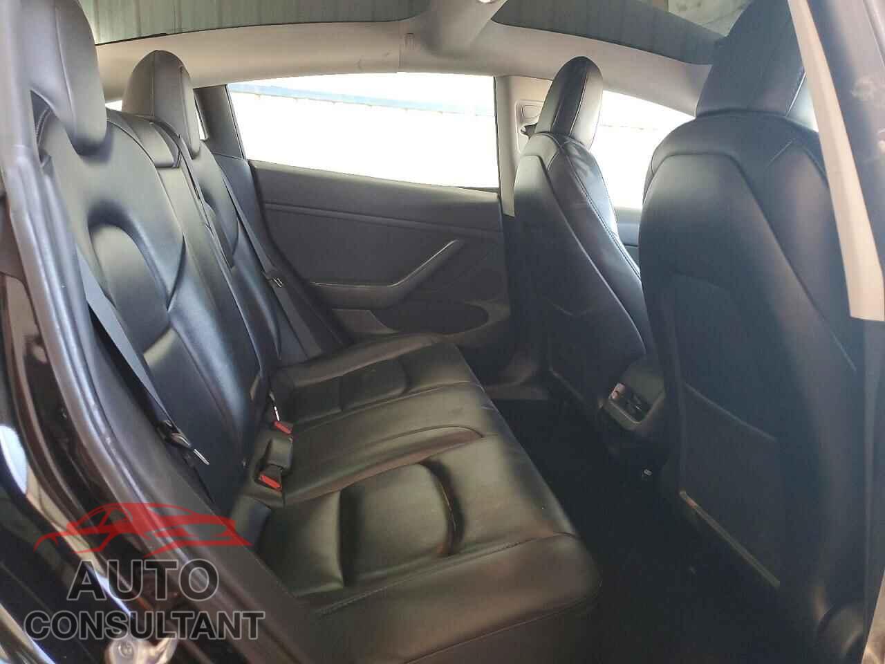 TESLA MODEL 3 2022 - 5YJ3E1EA2NF285847