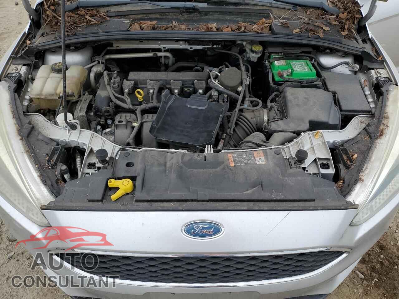 FORD FOCUS 2015 - 1FADP3E25FL280035