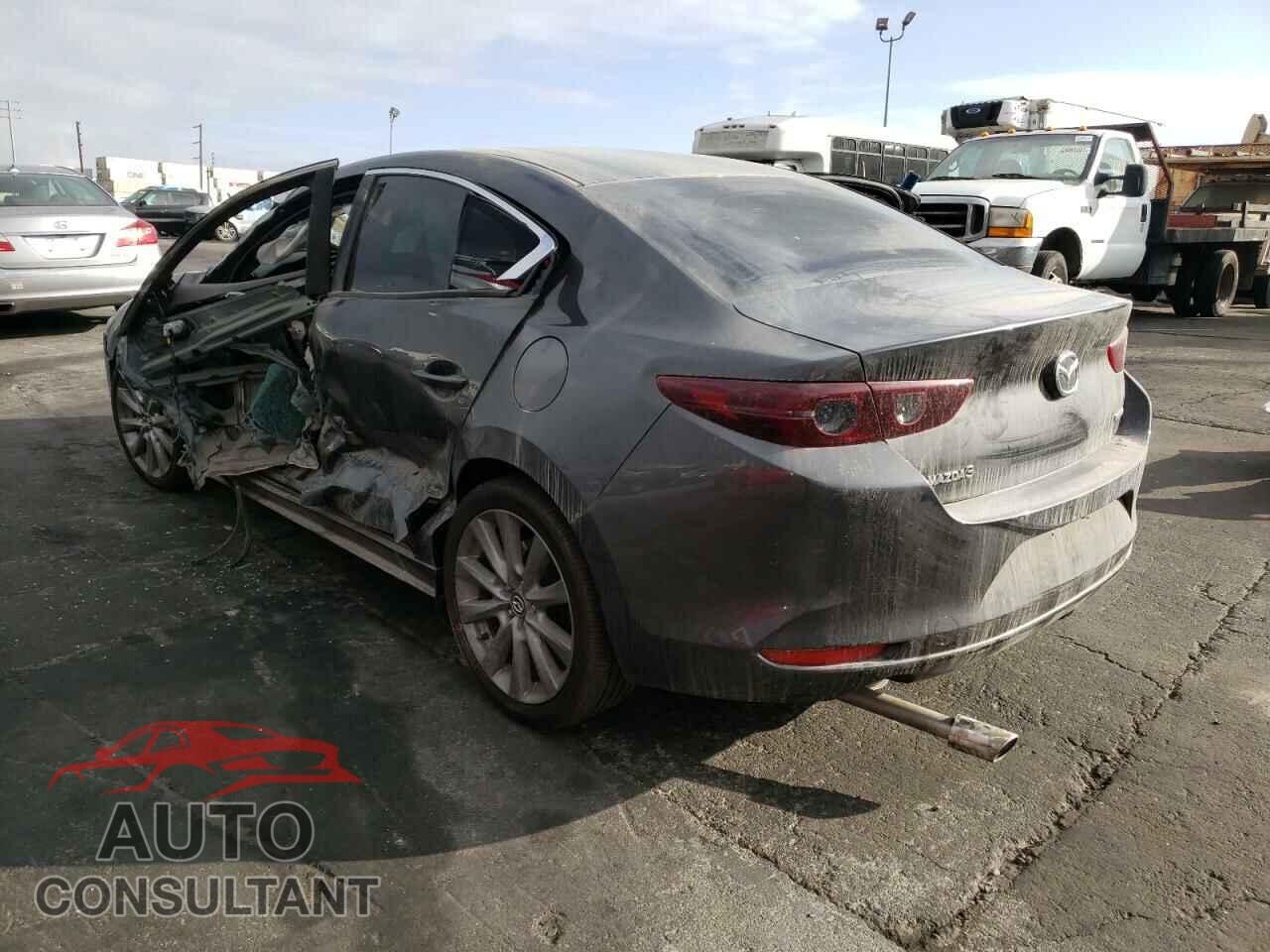 MAZDA 3 2021 - JM1BPABL3M1327896