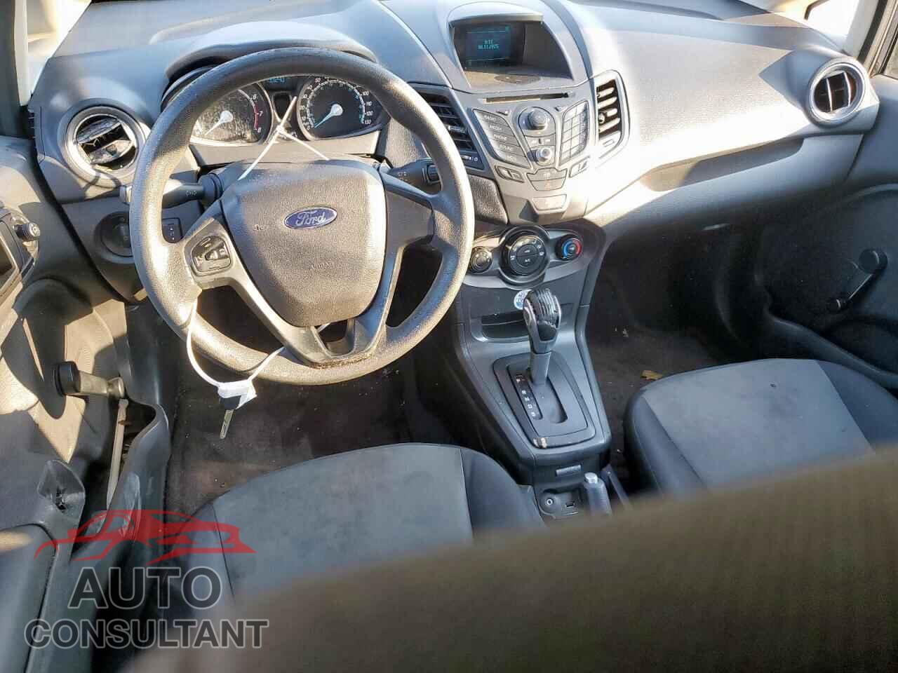 FORD FIESTA 2015 - 3FADP4TJ2FM182000