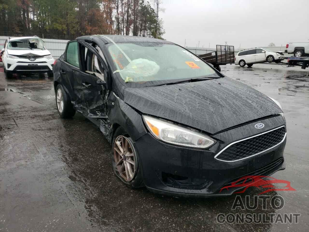 FORD FOCUS 2017 - 1FADP3F22HL301635