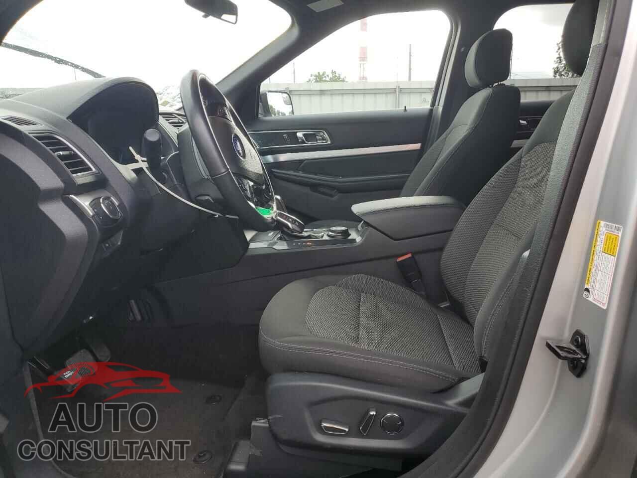 FORD EXPLORER 2017 - 1FM5K8D80HGD11540
