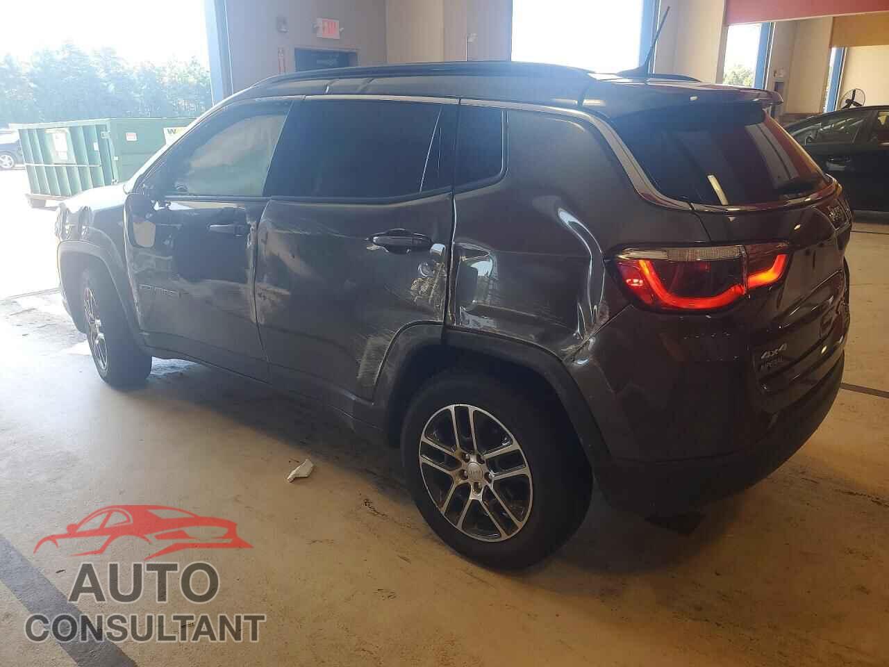 JEEP COMPASS 2019 - 3C4NJDBB4KT601149