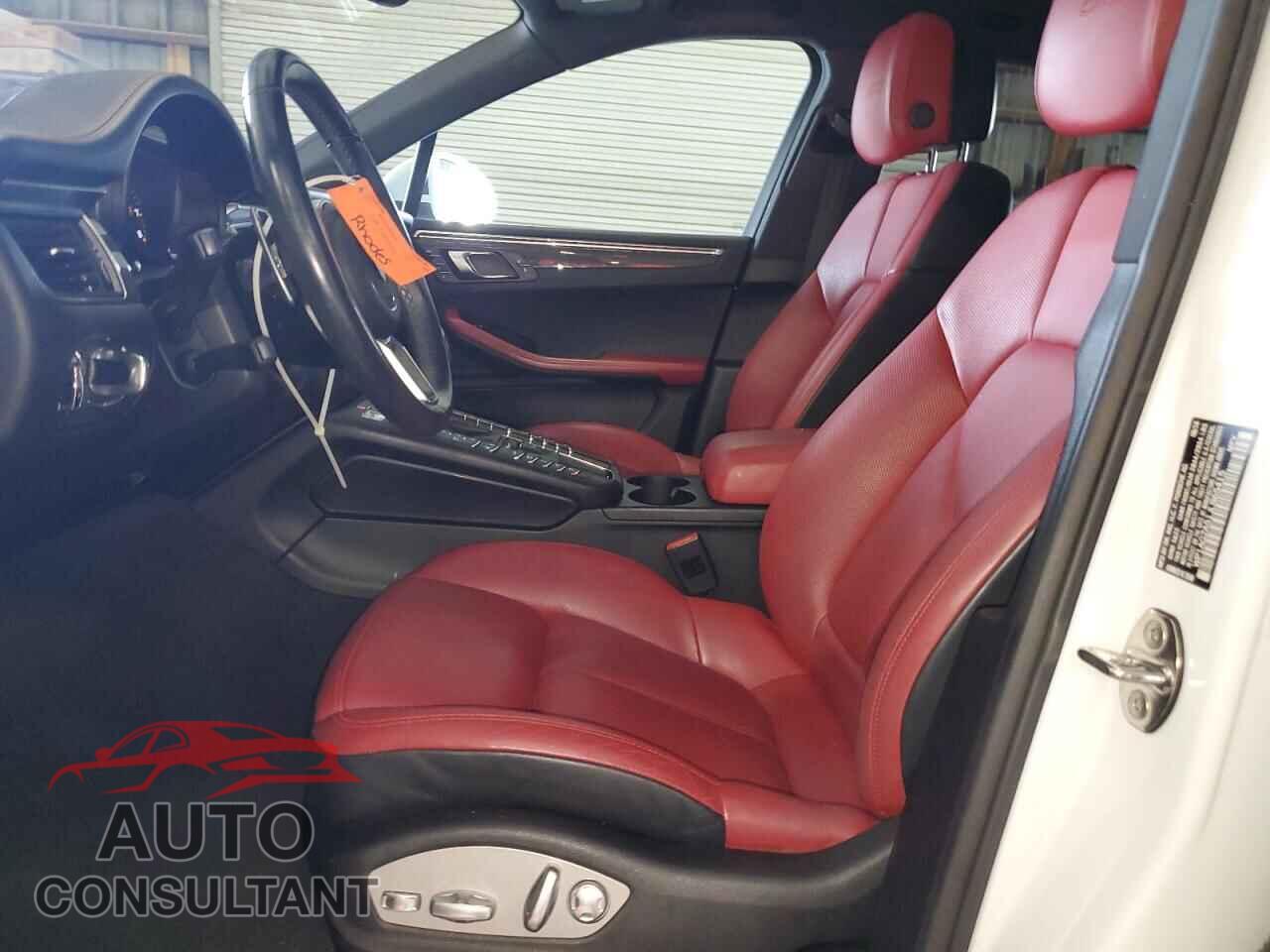 PORSCHE MACAN 2018 - WP1AG2A51JLB65415