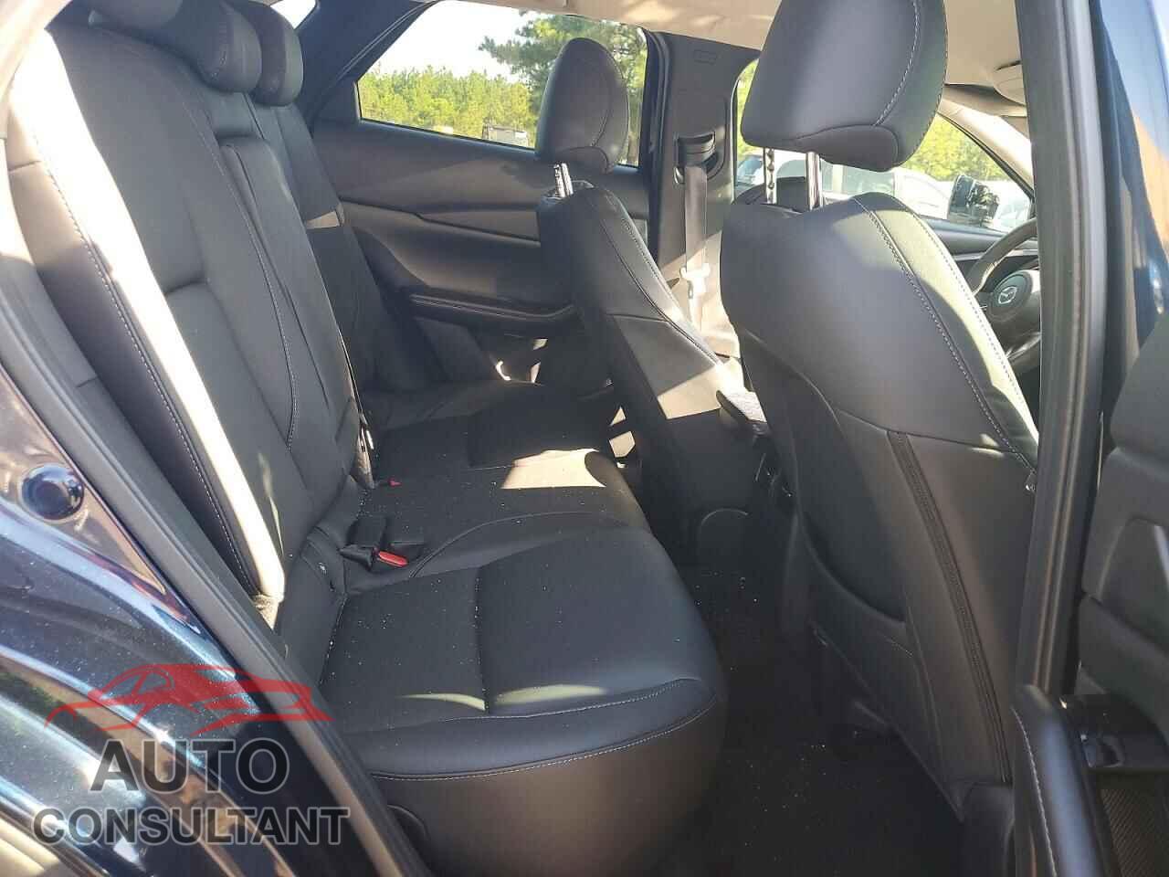 MAZDA CX30 2025 - 3MVDMBBM8SM799042