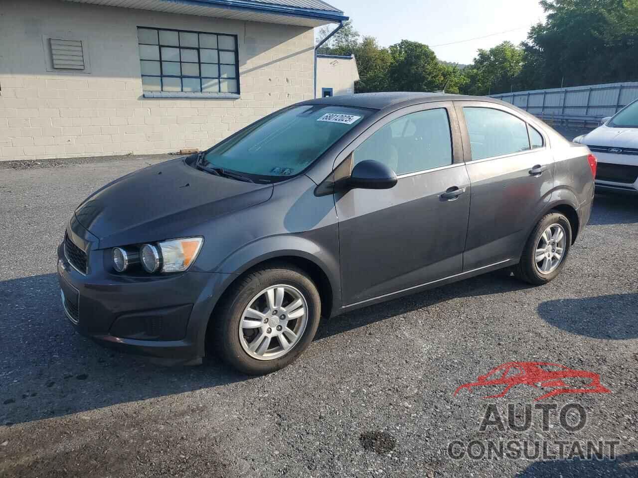 CHEVROLET SONIC 2013 - 1G1JC5SG1D4213808