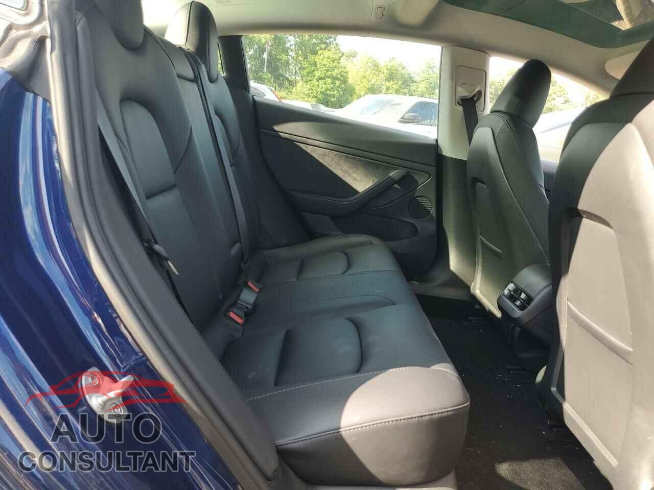 TESLA MODEL 3 2023 - 5YJ3E1EA6PF699555