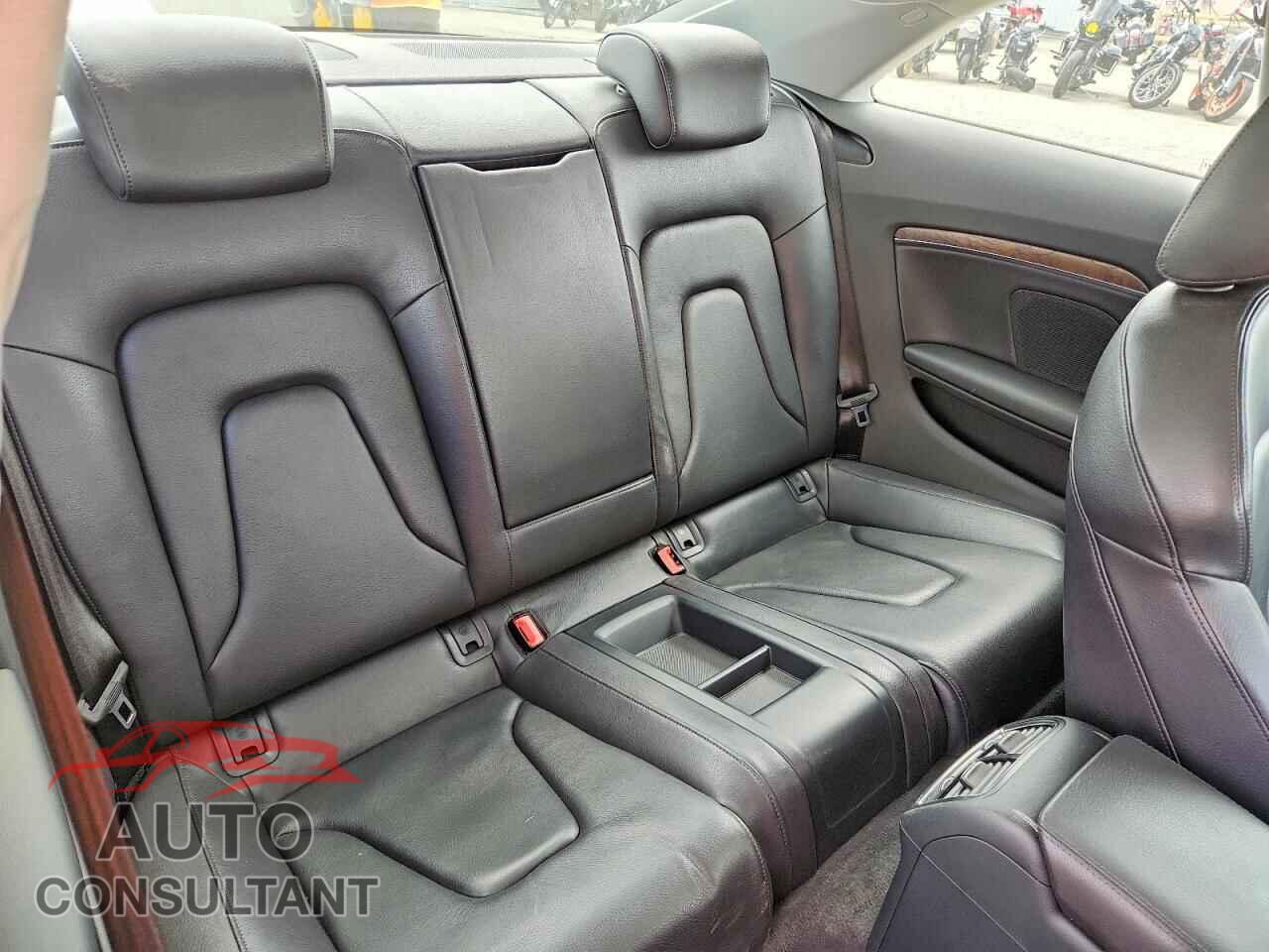 AUDI A5 2014 - WAULFAFR1EA024507