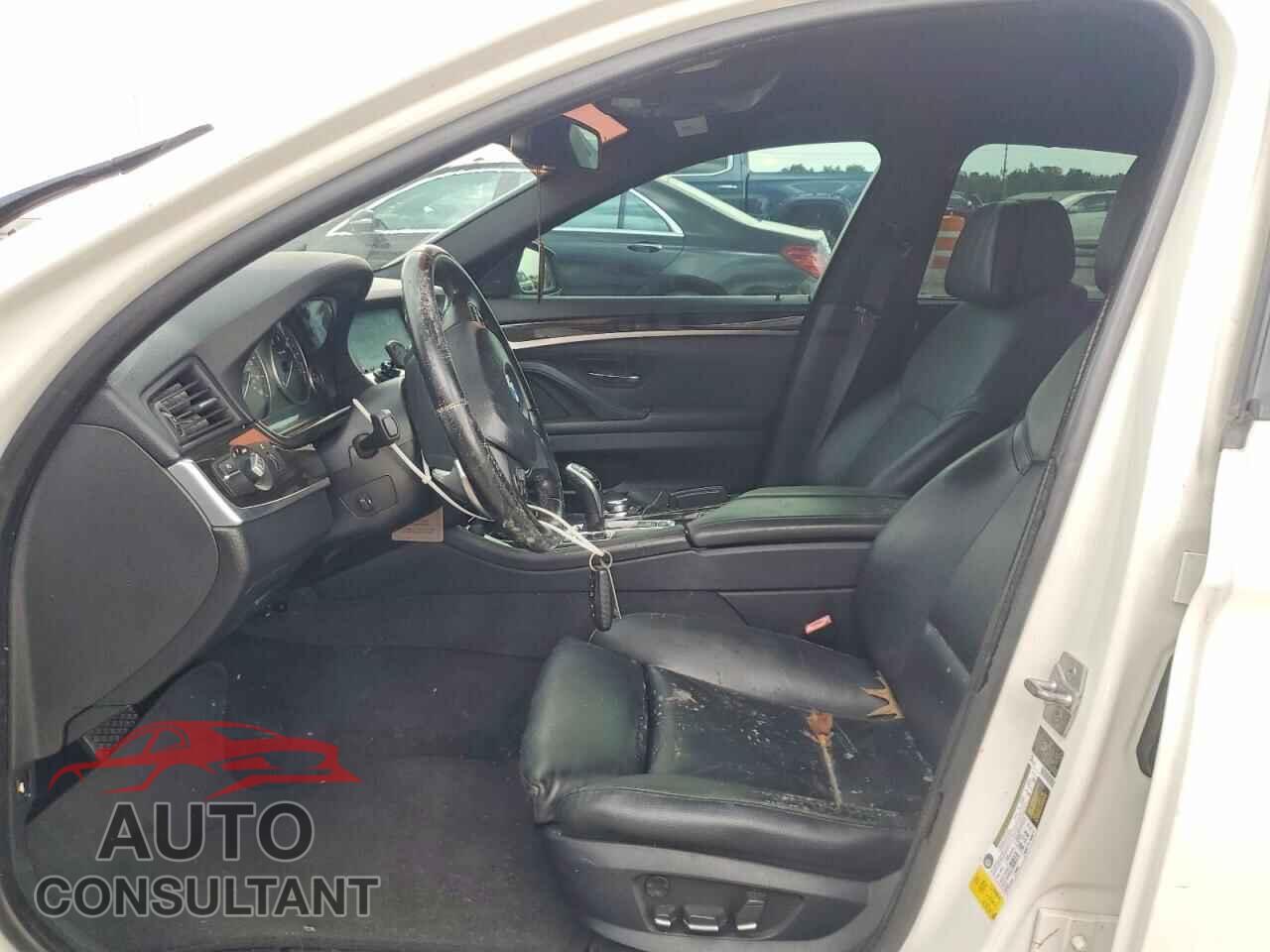 BMW 5 SERIES 2011 - WBAFR7C55BC608403