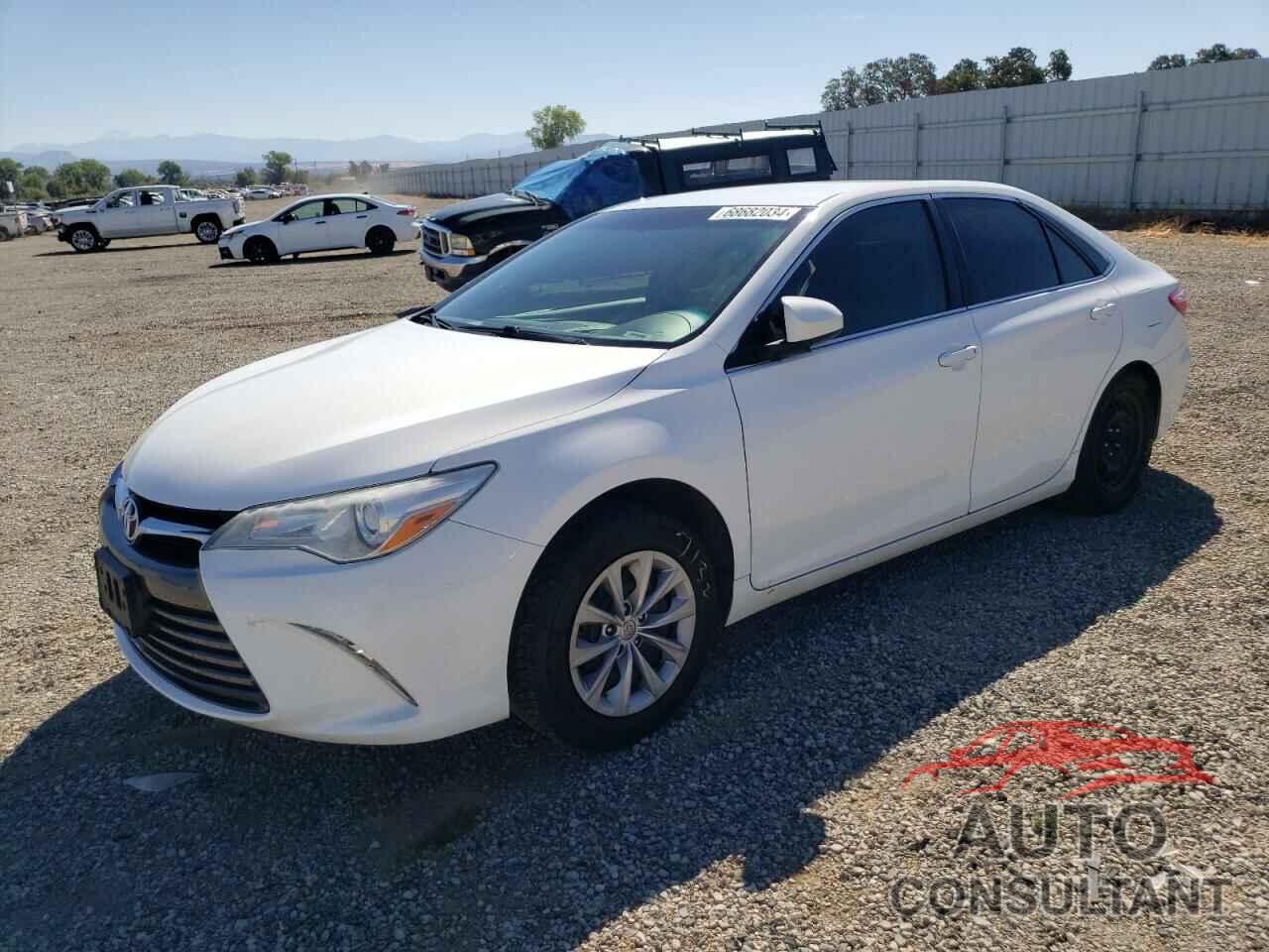 TOYOTA CAMRY 2016 - 4T4BF1FK7GR530394