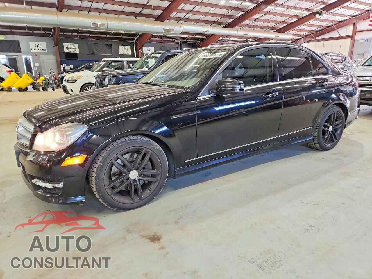 MERCEDES-BENZ C-CLASS 2013 - WDDGF8AB7DR295486