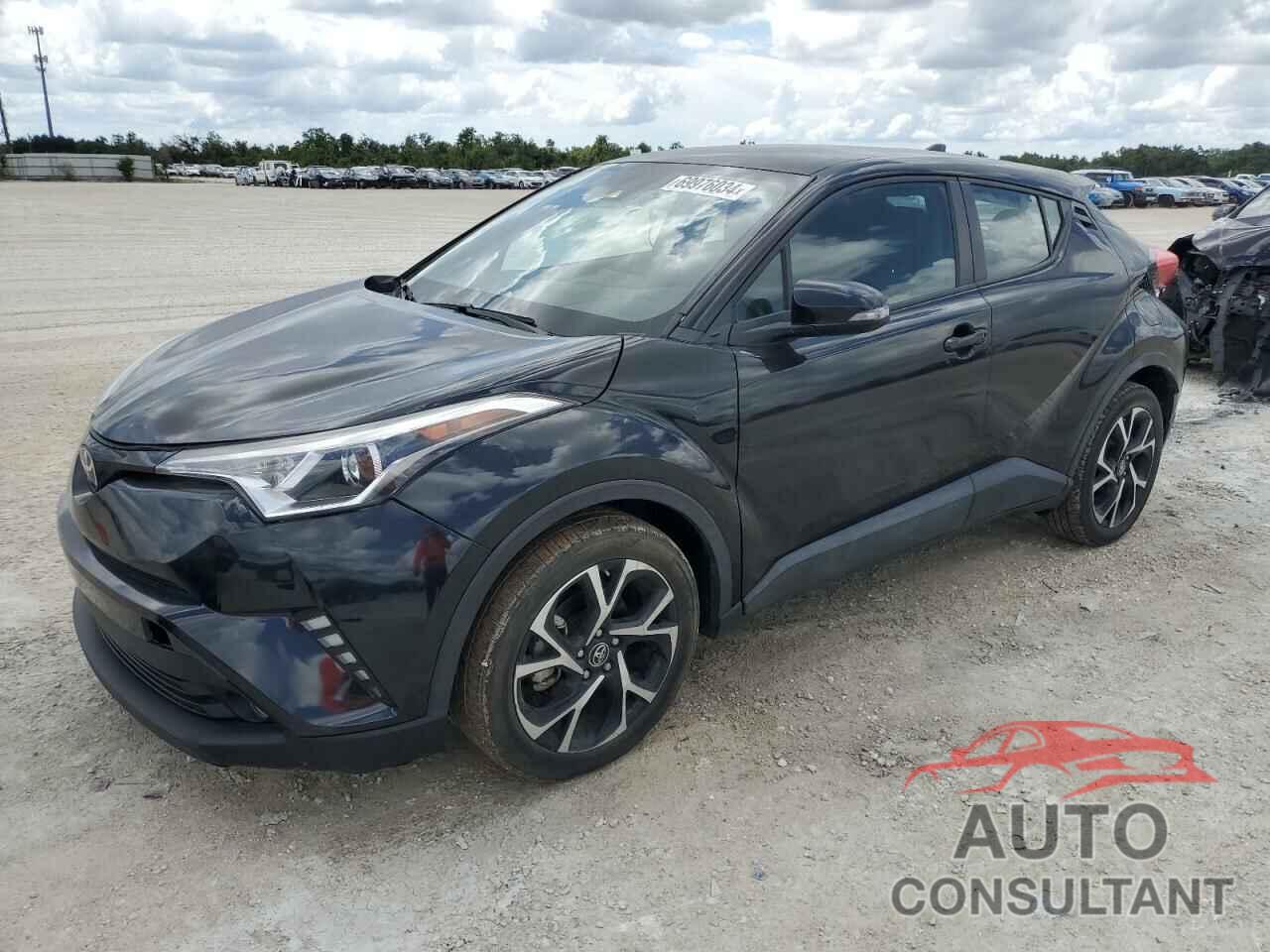 TOYOTA C-HR 2018 - NMTKHMBX6JR011181