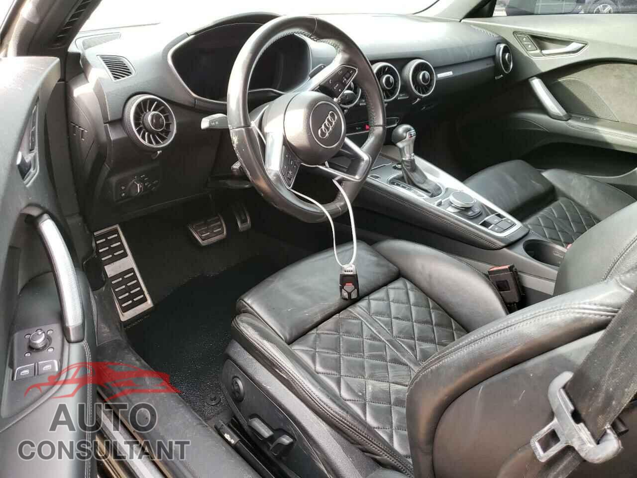 AUDI TT 2018 - TRUT5CFV4J1011104