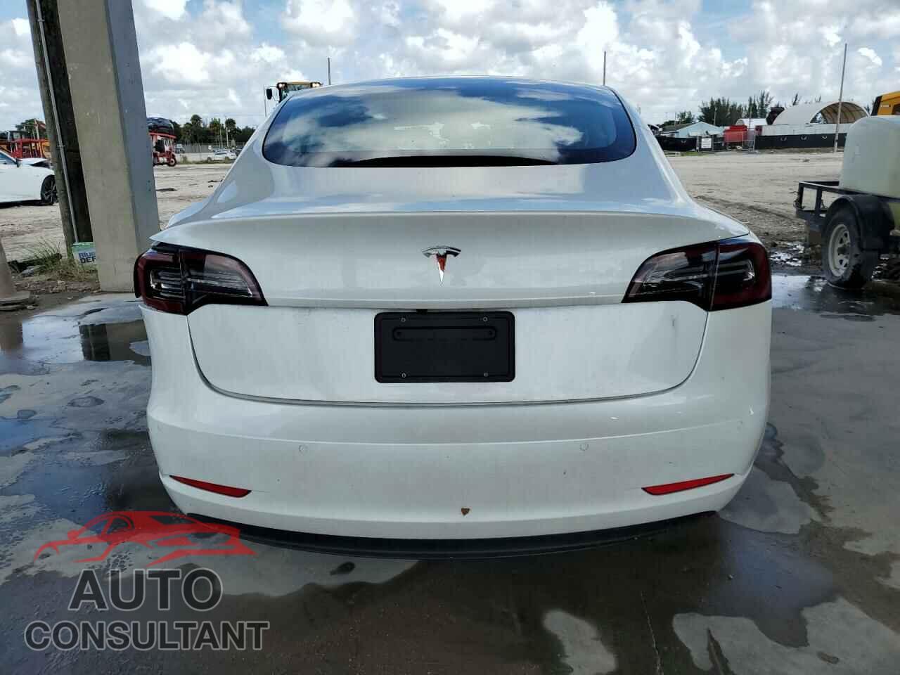 TESLA MODEL 3 2021 - 5YJ3E1EA8MF854277