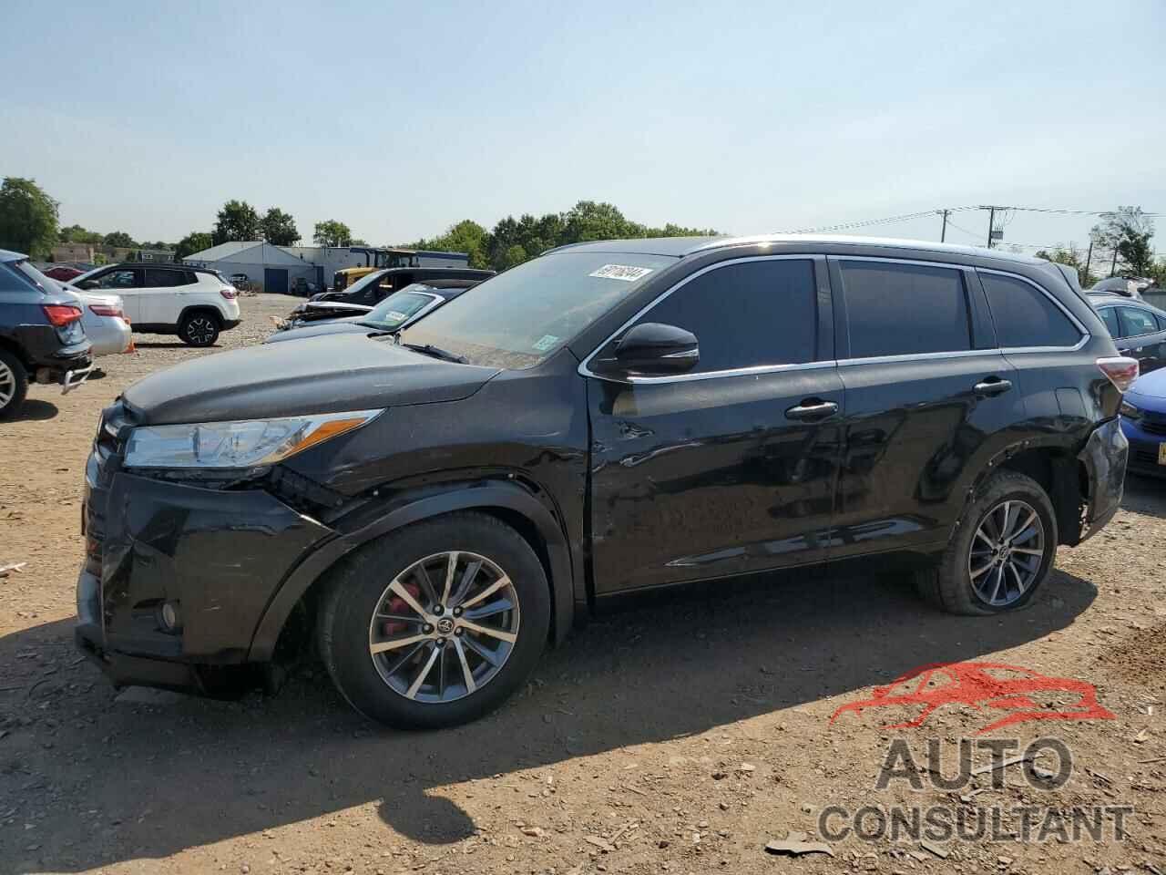 TOYOTA HIGHLANDER 2018 - 5TDJZRFH9JS556088