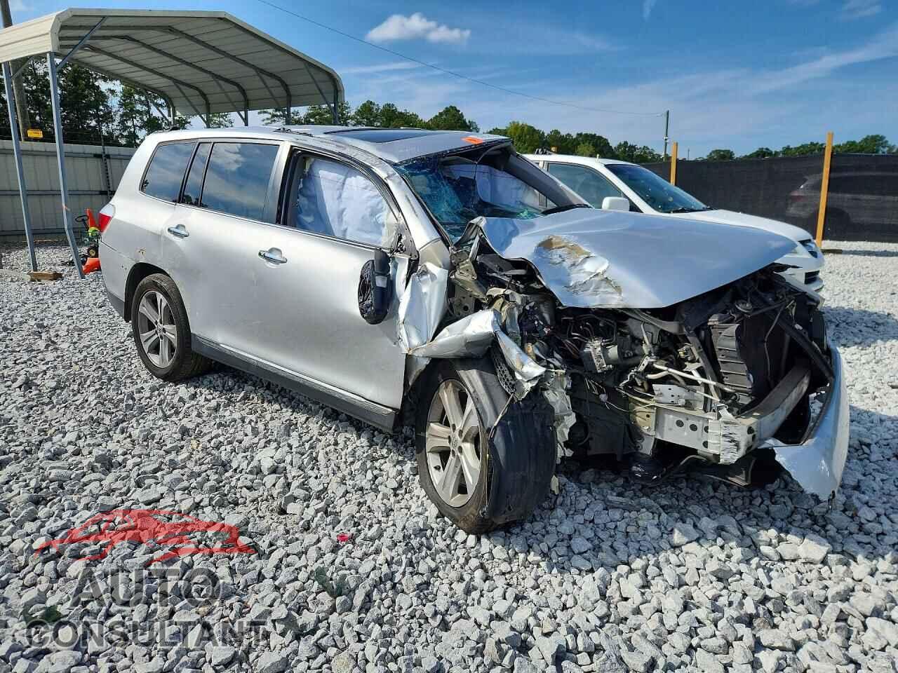 TOYOTA HIGHLANDER 2013 - 5TDYK3EH8DS117096