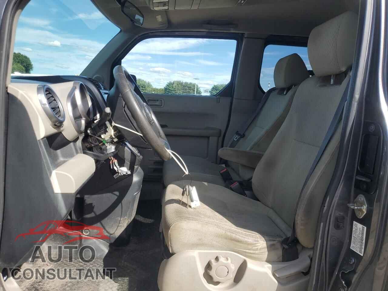 HONDA ELEMENT 2011 - 5J6YH2H75BL005991