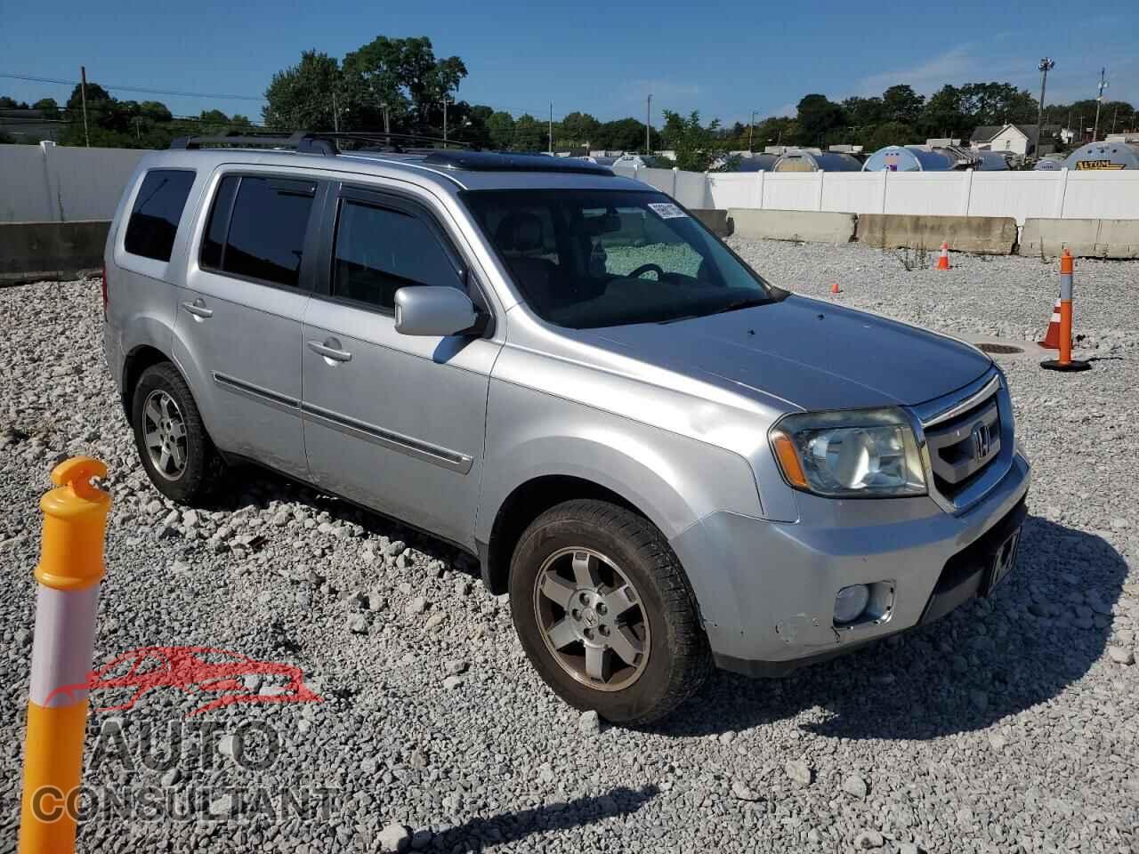 HONDA PILOT 2010 - 5FNYF4H92AB014464