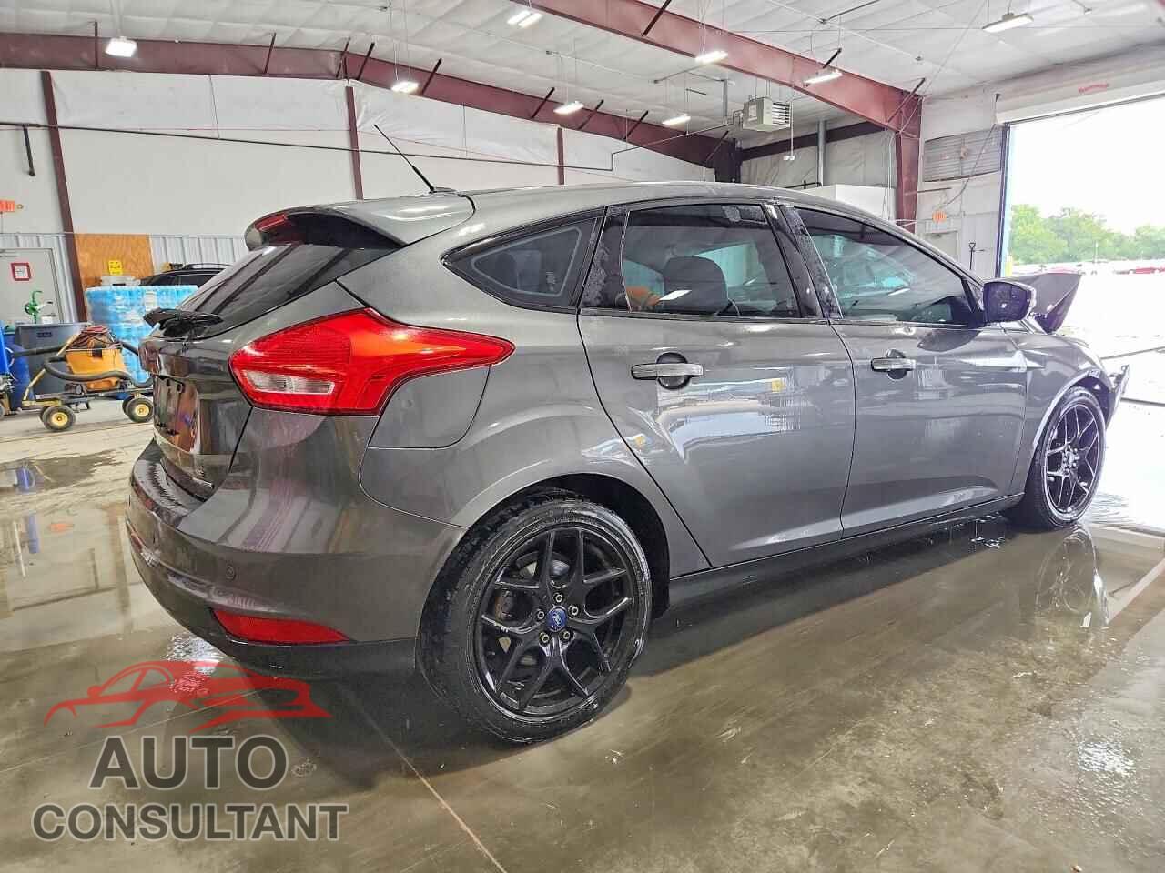 FORD FOCUS 2016 - 1FADP3K26GL325988