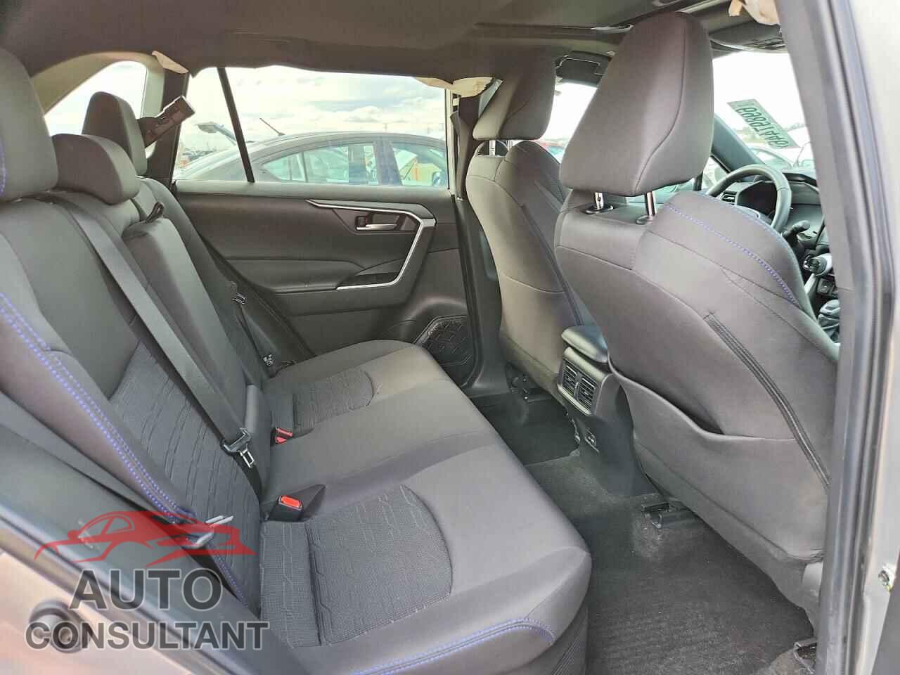 TOYOTA RAV4 2023 - 4T3T6RFV3PU123820