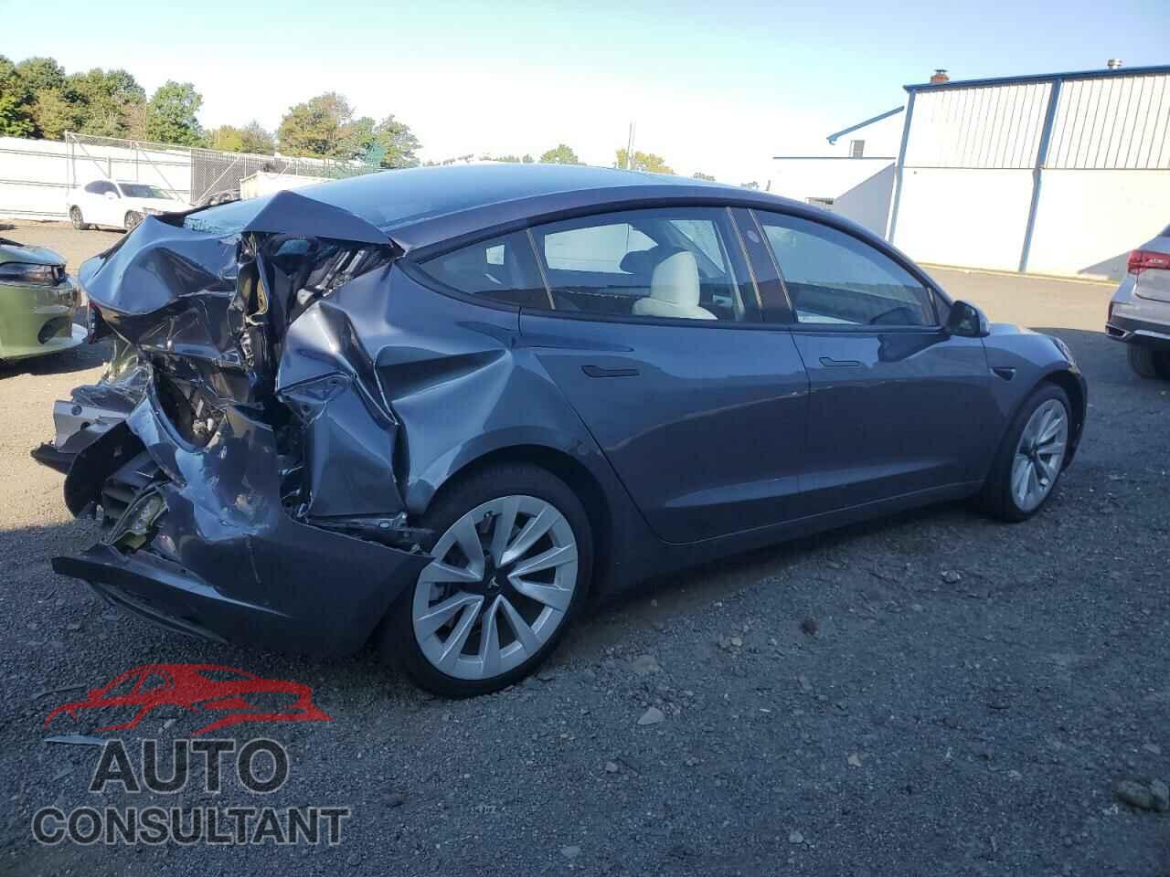 TESLA MODEL 3 2023 - 5YJ3E1EA5PF500821