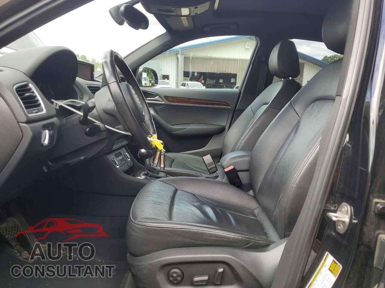 AUDI Q3 2015 - WA1GFCFS9FR004277