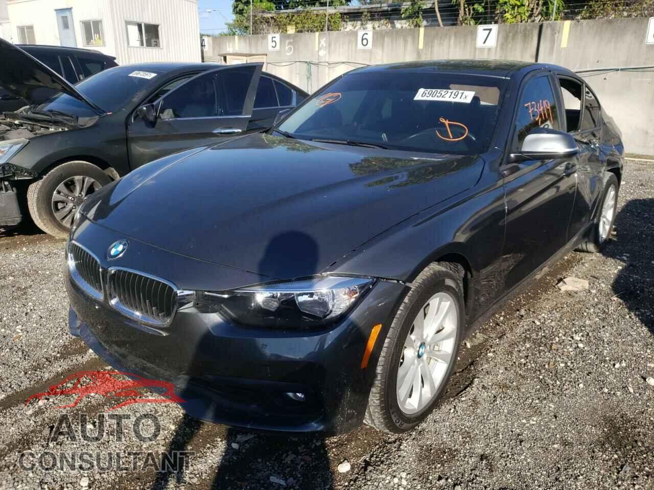 BMW 3 SERIES 2017 - WBA8A9C33HK864029