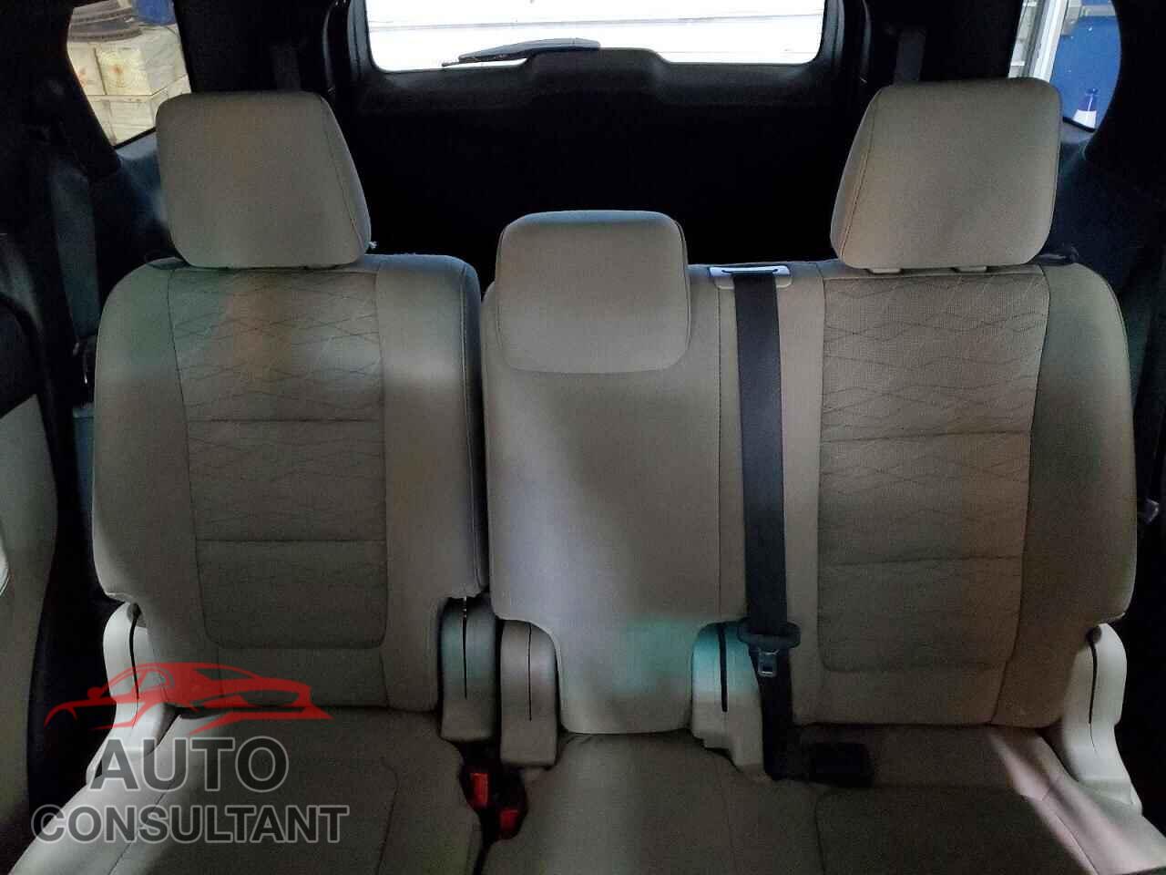 FORD EXPLORER 2015 - 1FM5K8B89FGB05603