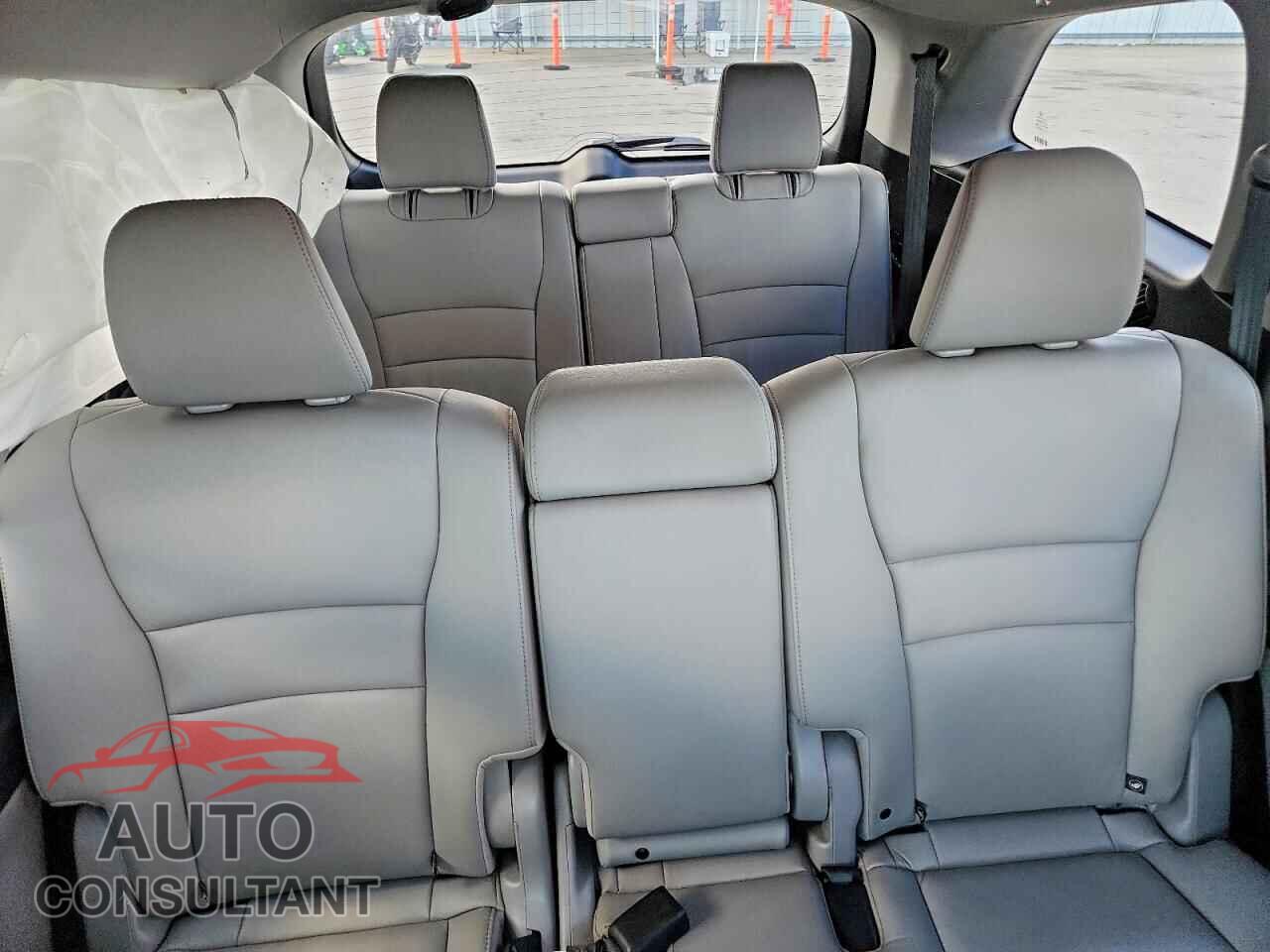 HONDA PILOT 2019 - 5FNYF6H57KB012803