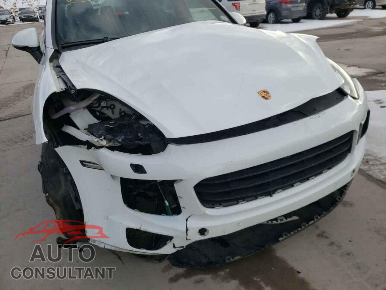 PORSCHE CAYENNE 2017 - WP1AA2A21HKA82574